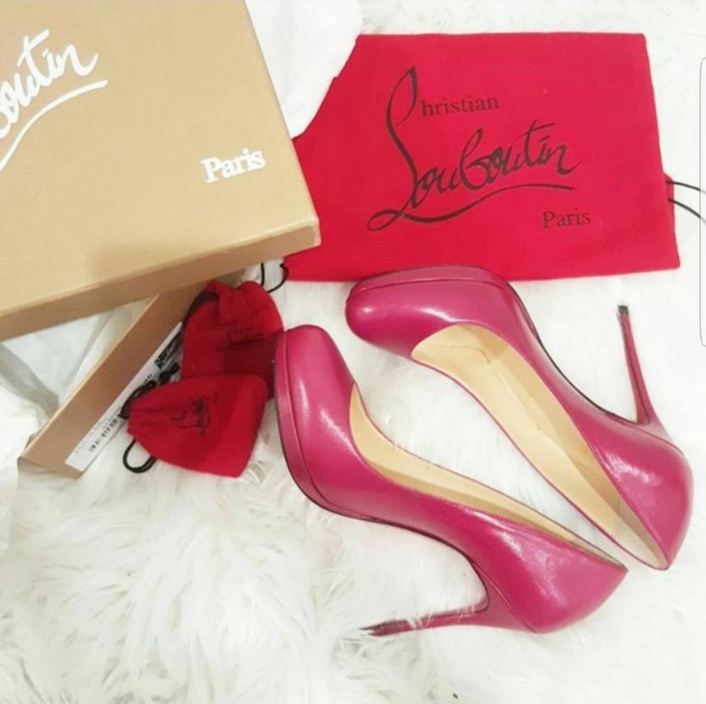 Christian Louboutin Filo 36